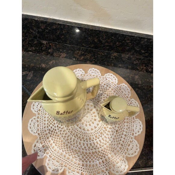 Vintage Kitchen BATTER Jugs - batter and butter - Picture 8 of 9